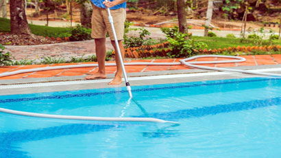 Pools Cleaning Maintenance